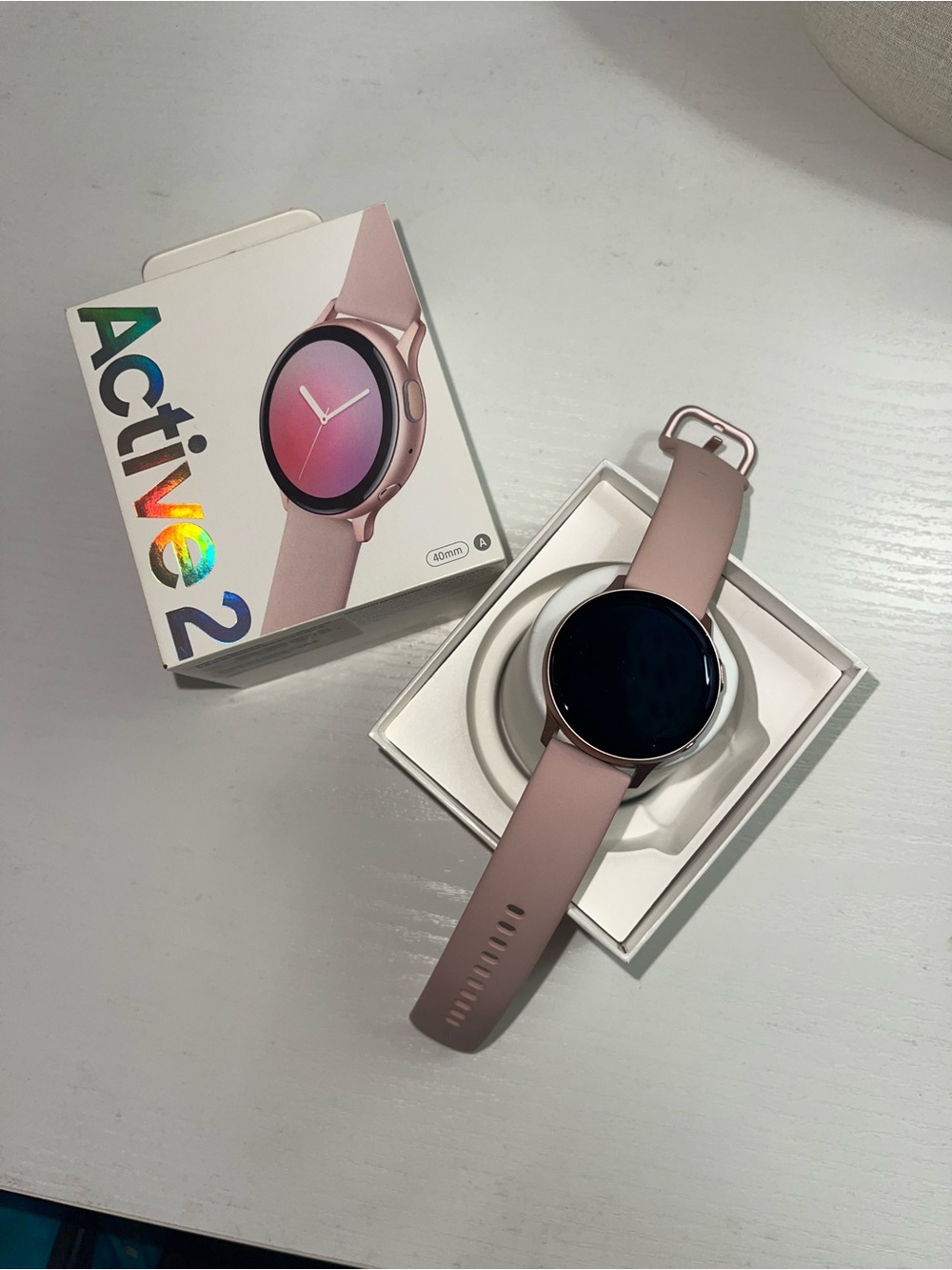 Samsung Galaxy Active2 Rose Gold Pink Smartwatch, works great!